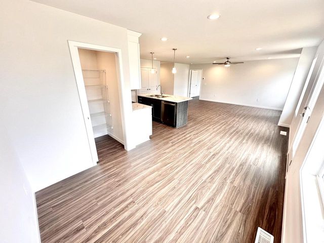 10427 N Stone Barn Drive, Milton, WI 53563