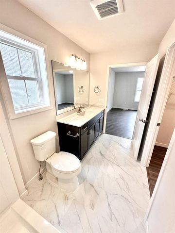 10427 N Stone Barn Drive, Milton, WI 53563
