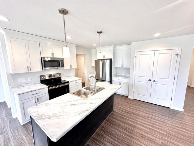 10427 N Stone Barn Drive, Milton, WI 53563