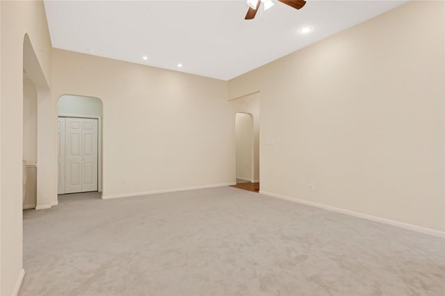 3147 W Hampton Drive, Houston, TX 77082