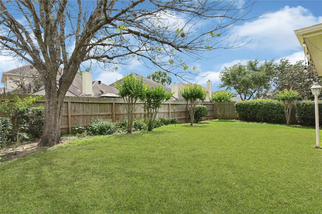 3147 W Hampton Drive, Houston, TX 77082