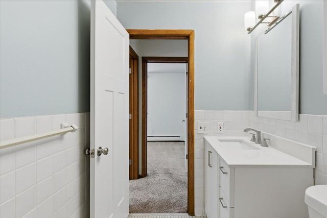 9147 Highway 55 102, Golden Valley, MN 55427