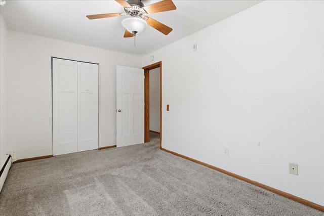 9147 Highway 55 102, Golden Valley, MN 55427