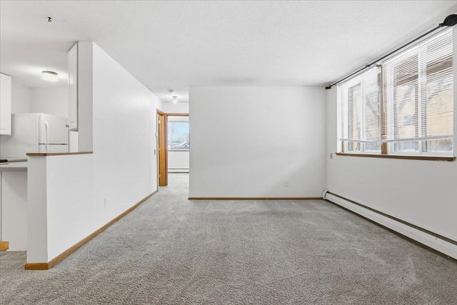 9147 Highway 55 102, Golden Valley, MN 55427