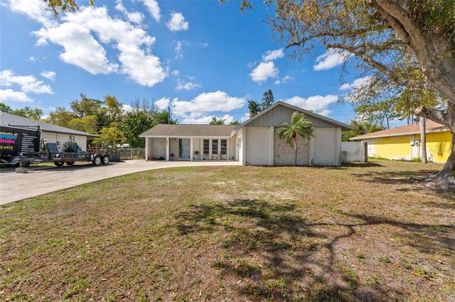 5824 WHISTLEWOOD CIRCLE, Sarasota, FL 34232