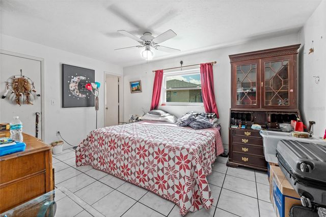 5824 WHISTLEWOOD CIRCLE, Sarasota, FL 34232