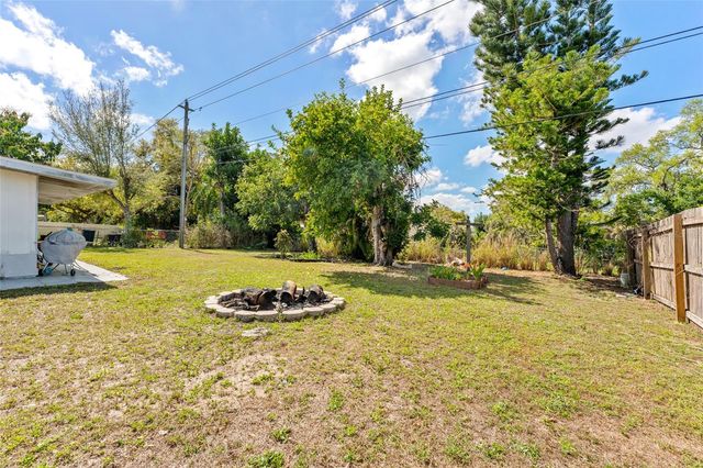 5824 WHISTLEWOOD CIRCLE, Sarasota, FL 34232