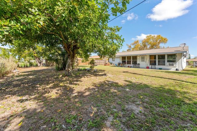 5824 WHISTLEWOOD CIRCLE, Sarasota, FL 34232