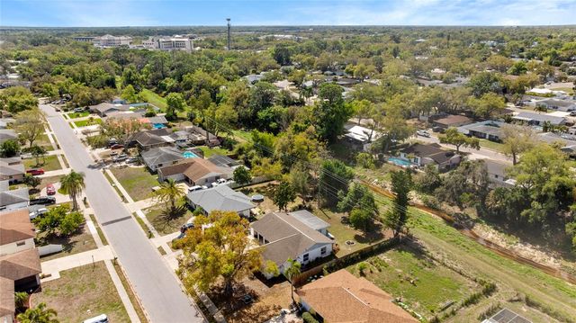 5824 WHISTLEWOOD CIRCLE, Sarasota, FL 34232