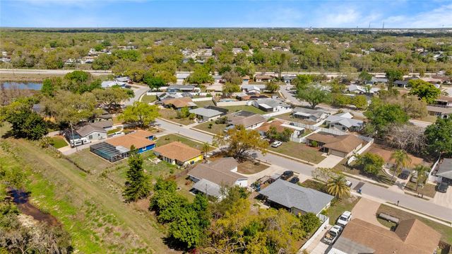 5824 WHISTLEWOOD CIRCLE, Sarasota, FL 34232