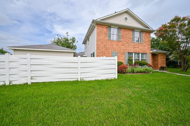 19533 Richland Springs Drive, Houston, TX 77073