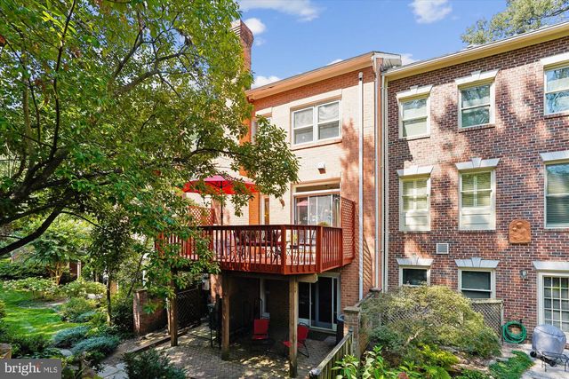 3922 N GLEBE RD, Arlington, VA 22207