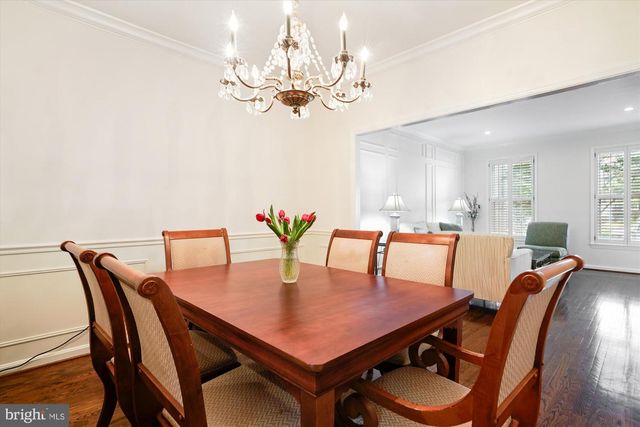 3922 N GLEBE RD, Arlington, VA 22207