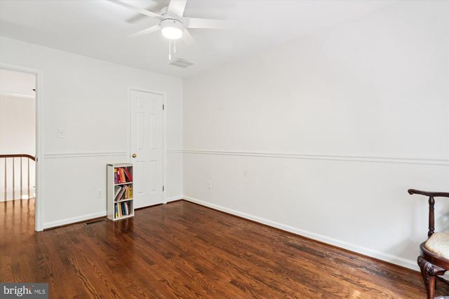 3922 N GLEBE RD, Arlington, VA 22207