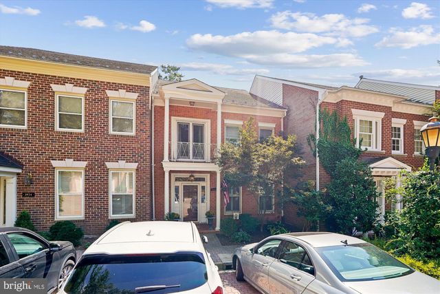 3922 N GLEBE RD, Arlington, VA 22207