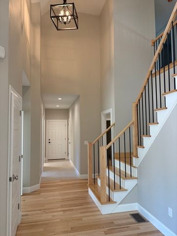 130 Linden Ridge Road, Amherst, MA 01002