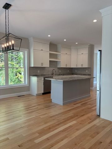 130 Linden Ridge Road, Amherst, MA 01002