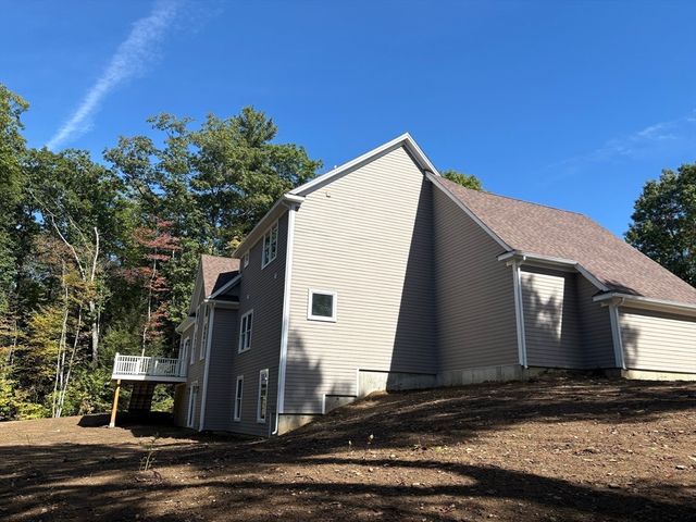 130 Linden Ridge Road, Amherst, MA 01002