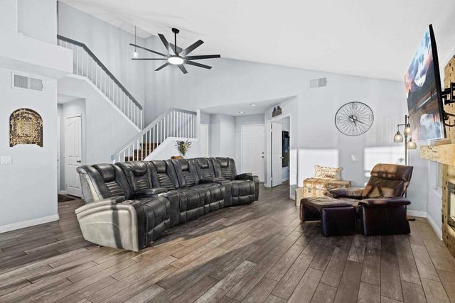 1945 Boulders Ln, Alpine, CA 91901