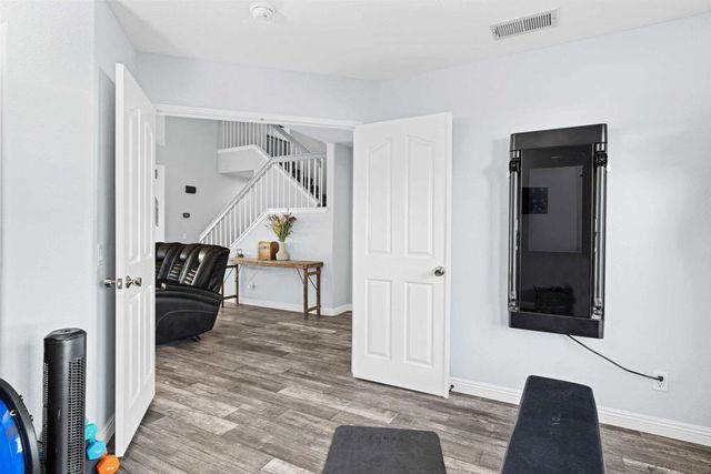 1945 Boulders Ln, Alpine, CA 91901