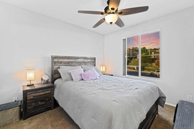 1945 Boulders Ln, Alpine, CA 91901