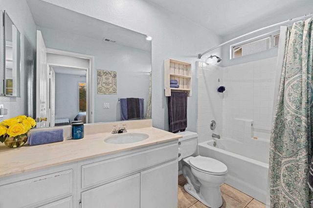 1945 Boulders Ln, Alpine, CA 91901