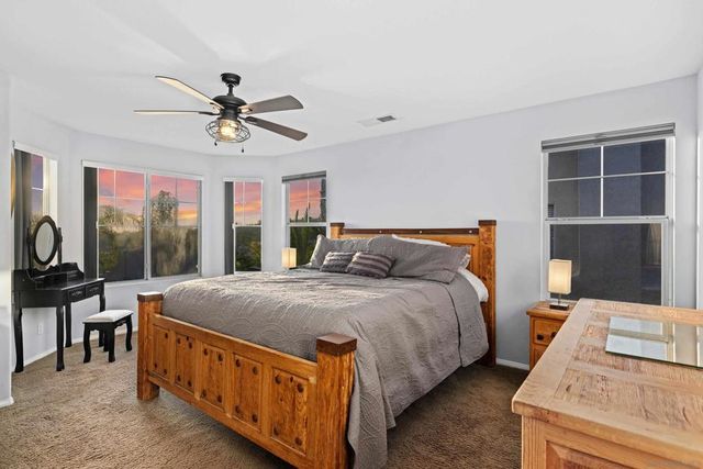 1945 Boulders Ln, Alpine, CA 91901