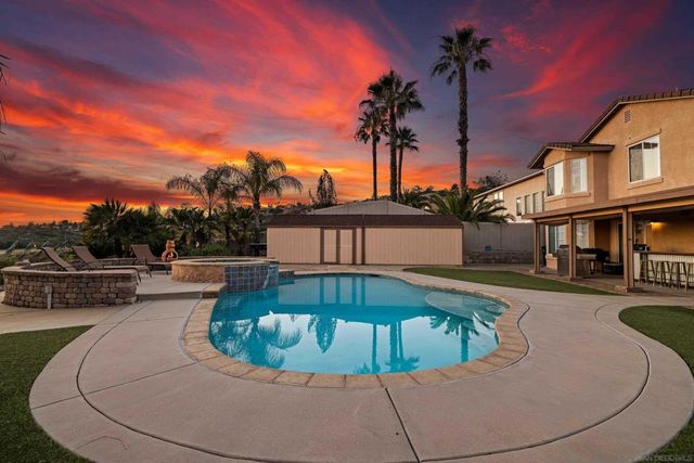 1945 Boulders Ln, Alpine, CA 91901