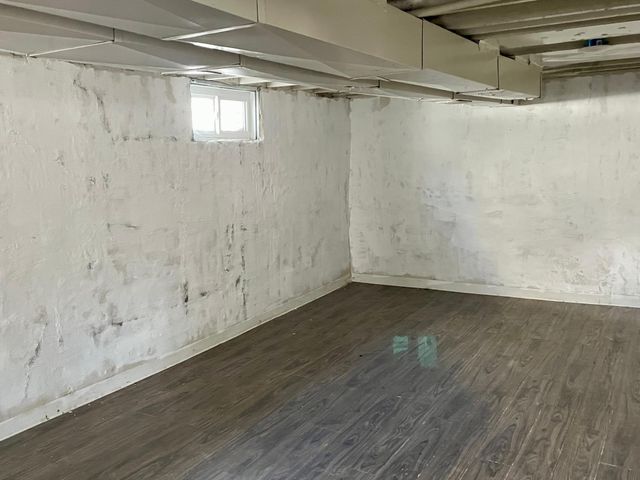 911 W Cavour Avenue, Fergus Falls, MN 56537