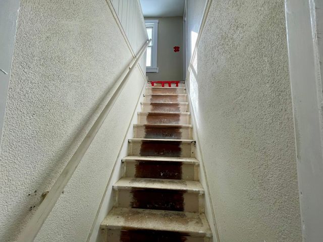 911 W Cavour Avenue, Fergus Falls, MN 56537