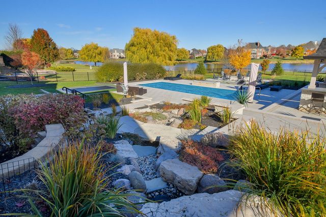 5N193 Prairie Rose Drive, St. Charles, IL 60175