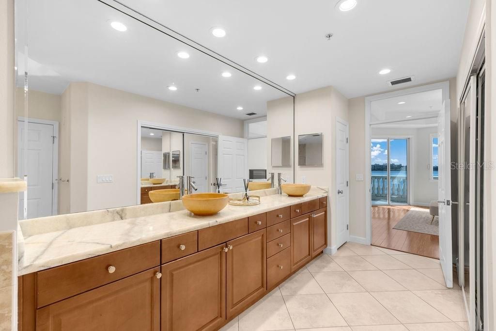 Image 28 of property listing at 8749 THE ESPLANADE 1, Orlando, FL 32836