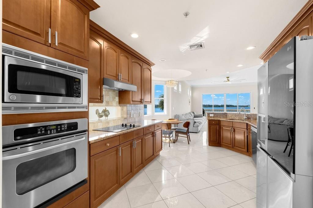 Image 7 of property listing at 8749 THE ESPLANADE 1, Orlando, FL 32836
