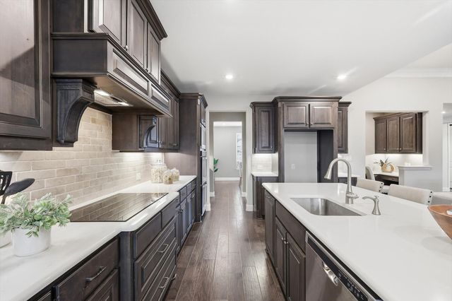 2216 Barton Creek Boulevard, The Colony, TX 75056