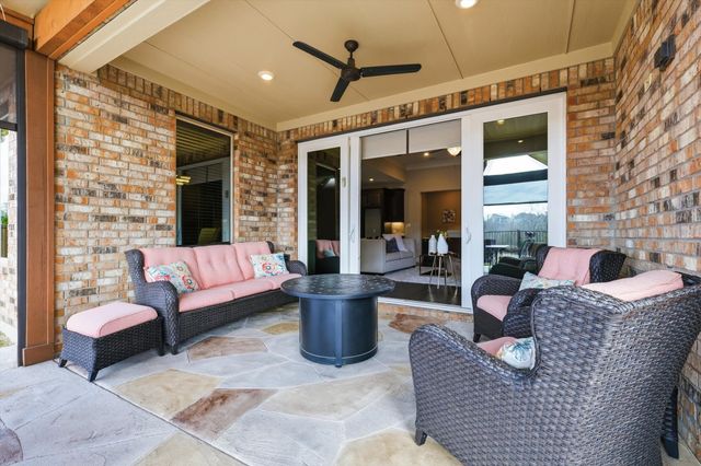 2216 Barton Creek Boulevard, The Colony, TX 75056