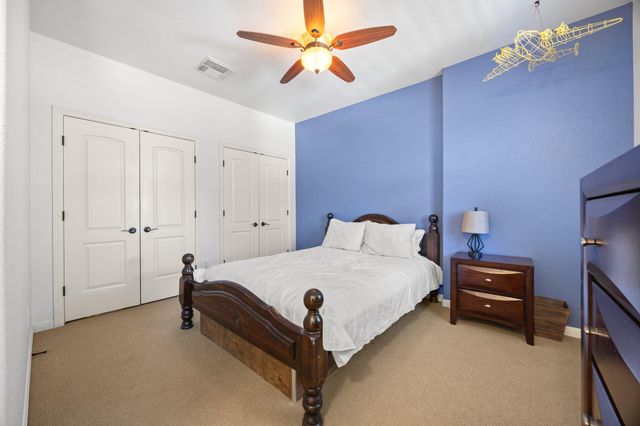 402 Bufflehead LN, Cedar Park, TX 78613