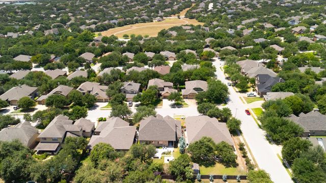 402 Bufflehead LN, Cedar Park, TX 78613