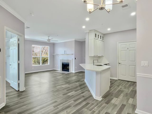 45 Sycamore Avenue 1336, Charleston, SC 29407