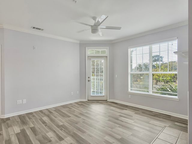 45 Sycamore Avenue 1336, Charleston, SC 29407