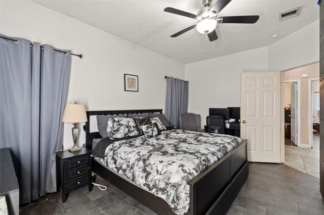 1315 Mission Drive, La Porte, TX 77571