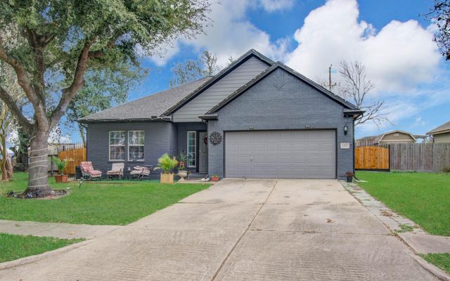 1315 Mission Drive, La Porte, TX 77571