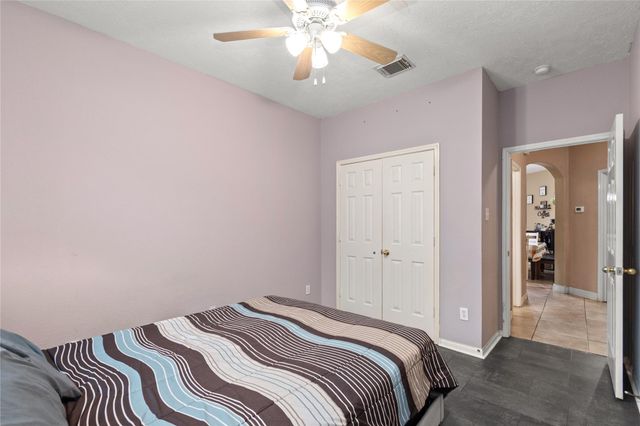 1315 Mission Drive, La Porte, TX 77571