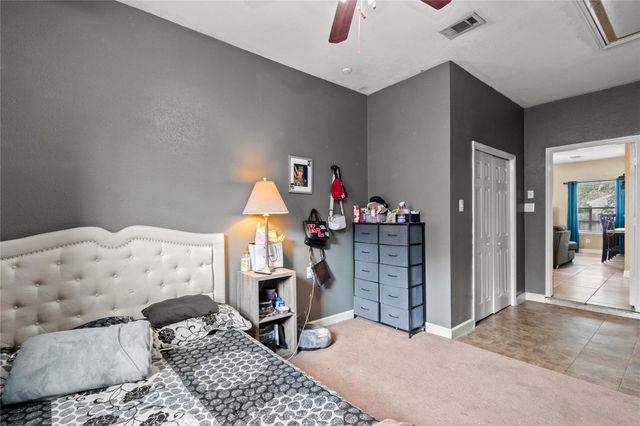 1315 Mission Drive, La Porte, TX 77571