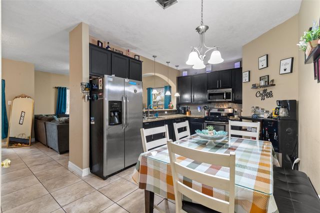 1315 Mission Drive, La Porte, TX 77571