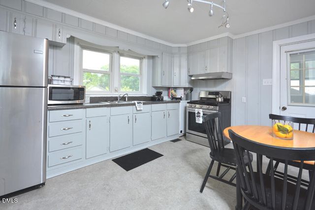 138 Gibson Road, Mebane, NC 27302