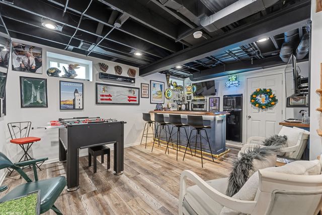 341 N Spring Avenue, La Grange Park, IL 60526