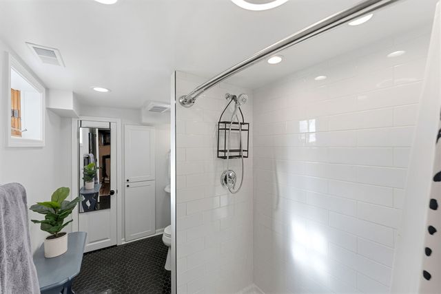 341 N Spring Avenue, La Grange Park, IL 60526