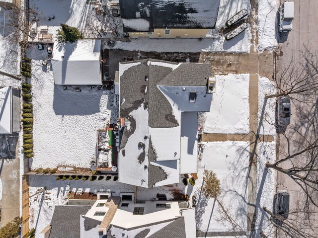 341 N Spring Avenue, La Grange Park, IL 60526