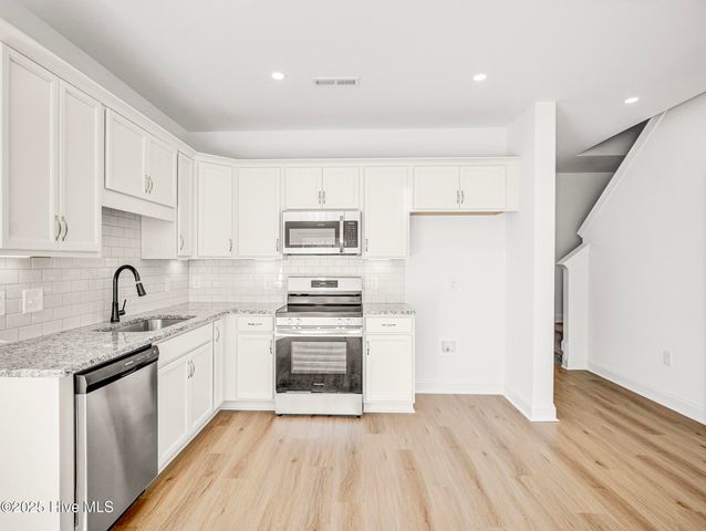 253 Townhome Lane 253, Southern Pines, NC 28387