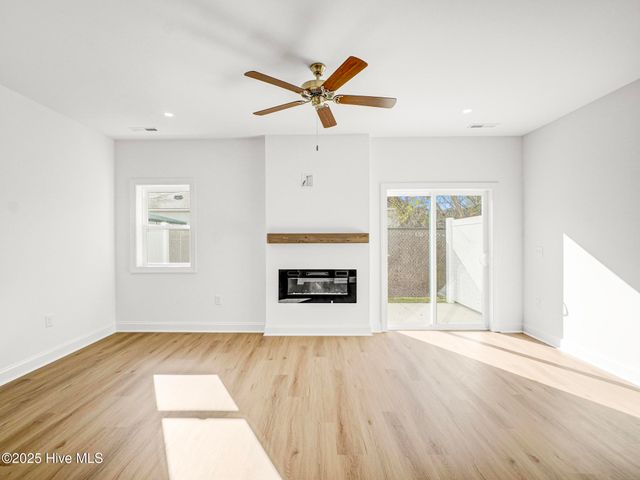 253 Townhome Lane 253, Southern Pines, NC 28387